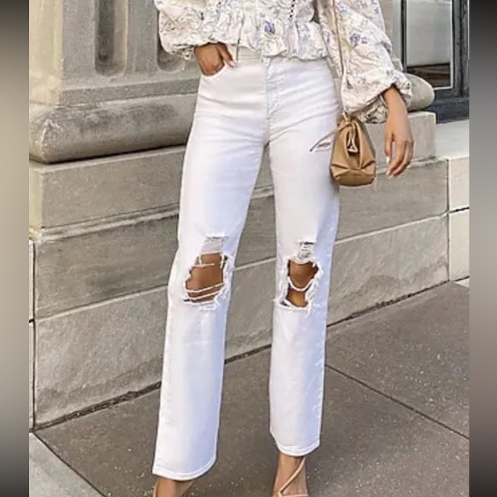 EXPRESS modern straight super high rise white jeans